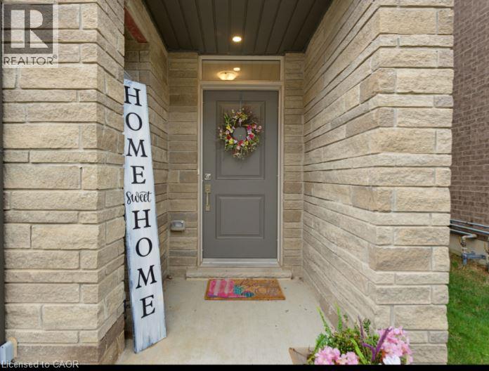 16 Raspberry Lane, Hamilton, Ontario  L0R 1W0 - Photo 4 - 40850470