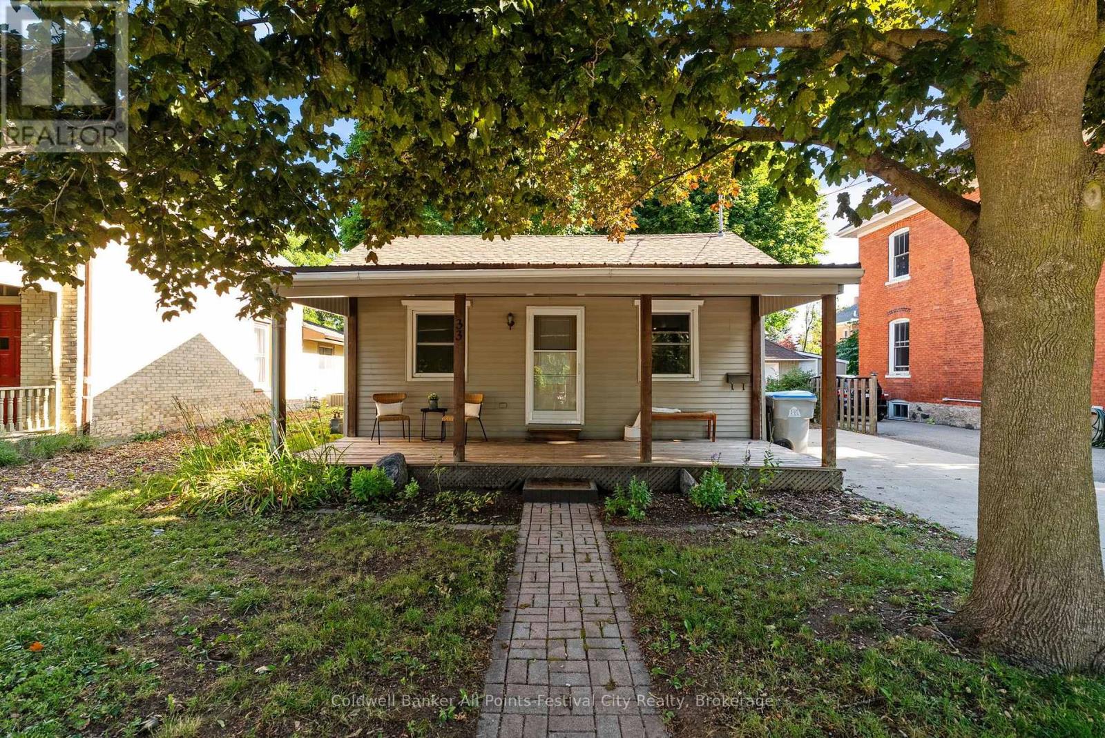 33 BRUCE STREET E, Goderich, Ontario
