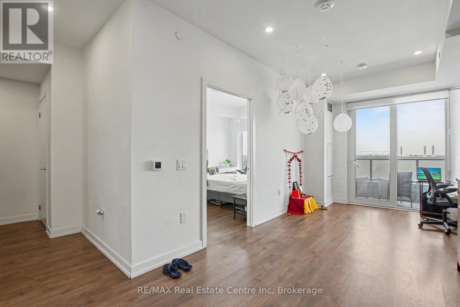 2214 - 15 Wellington Street, Kitchener, Ontario  N2G 0E4 - Photo 15 - X13601642