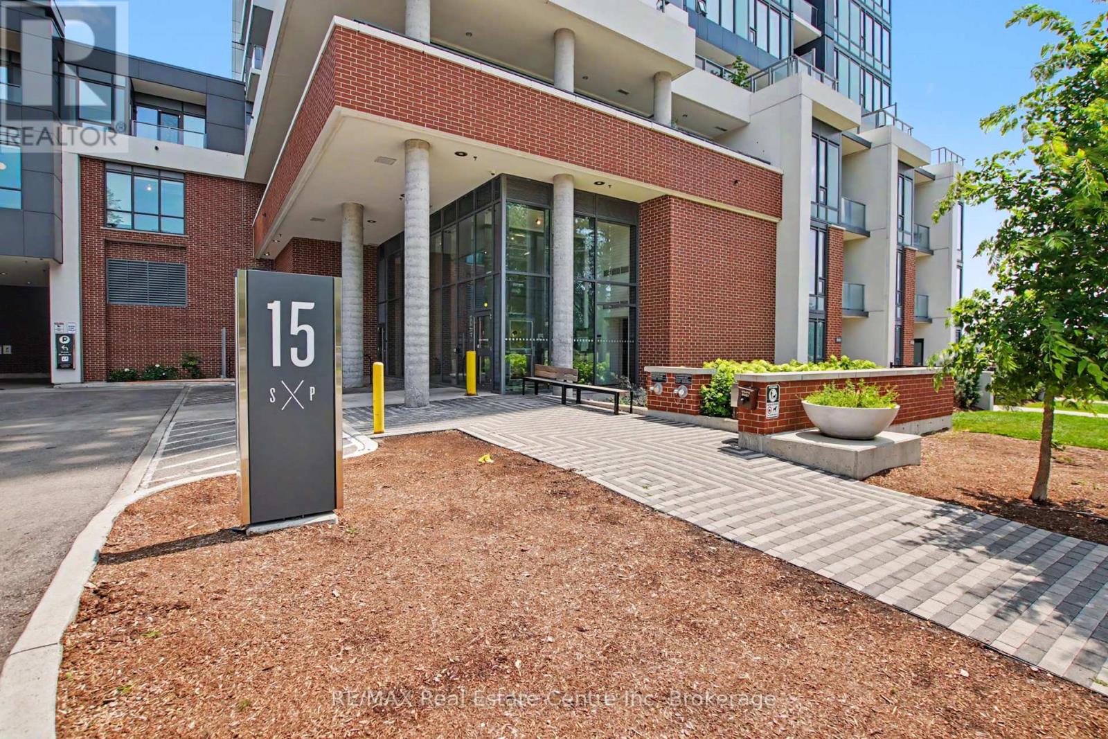 2214 - 15 Wellington Street, Kitchener, Ontario  N2G 0E4 - Photo 5 - X13601642