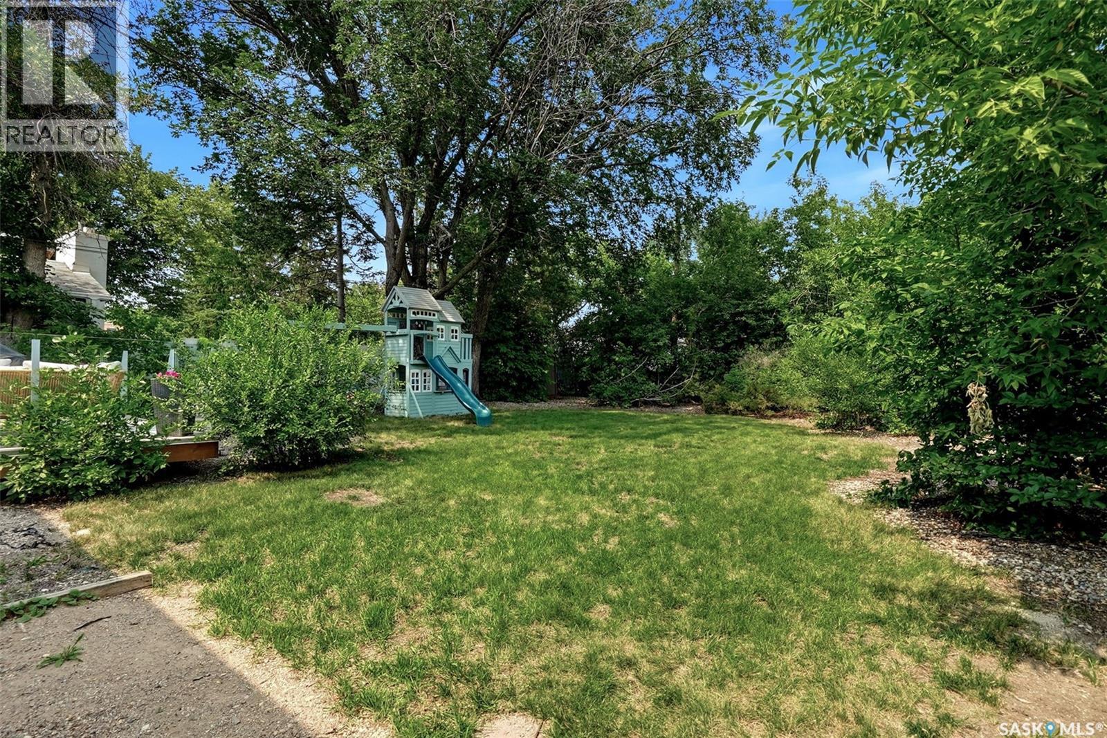 3 Woodlawn Place, Regina, Saskatchewan  S4S 5M9 - Photo 39 - SK043494