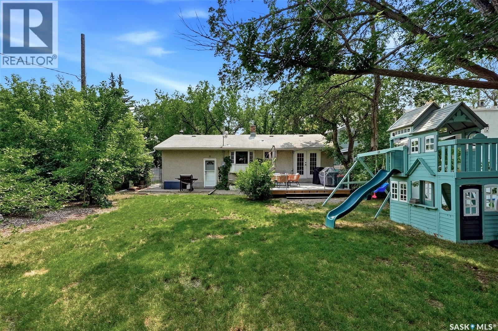 3 Woodlawn Place, Regina, Saskatchewan  S4S 5M9 - Photo 40 - SK043494