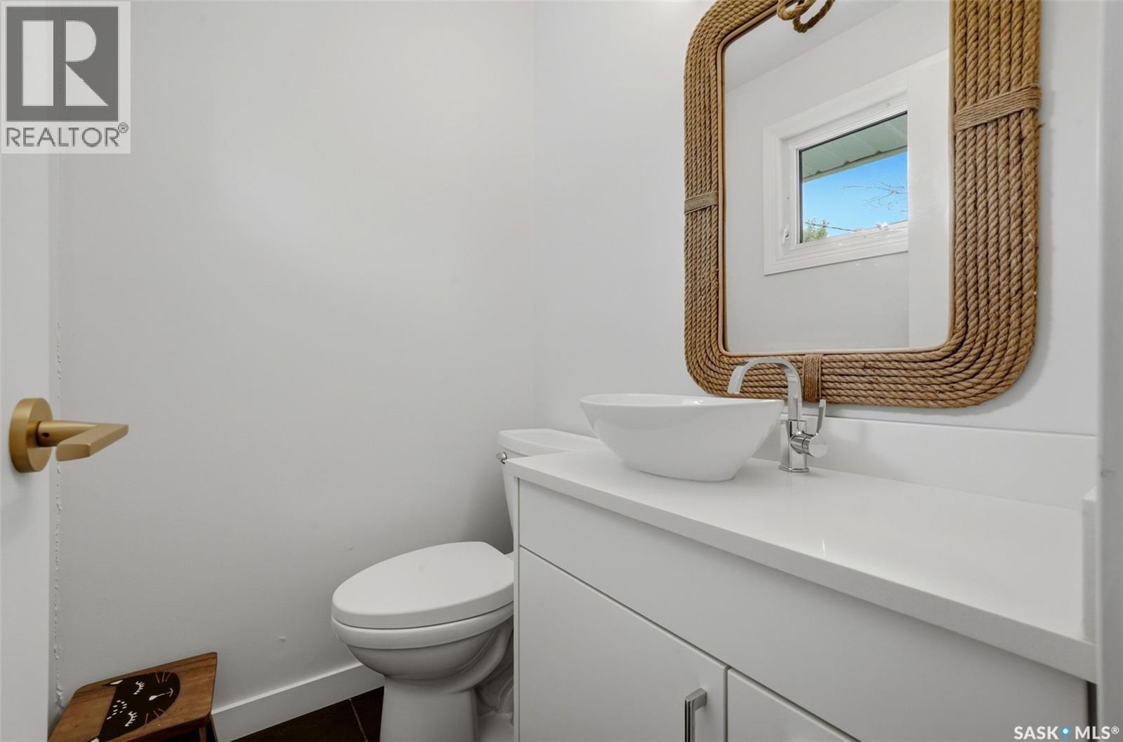 3 Woodlawn Place, Regina, Saskatchewan  S4S 5M9 - Photo 18 - SK043494