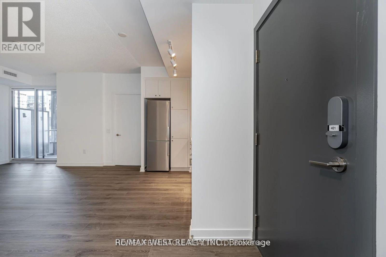 401 - 9 Tecumseth Street, Toronto, Ontario  M5V 3G4 - Photo 5 - C13601520