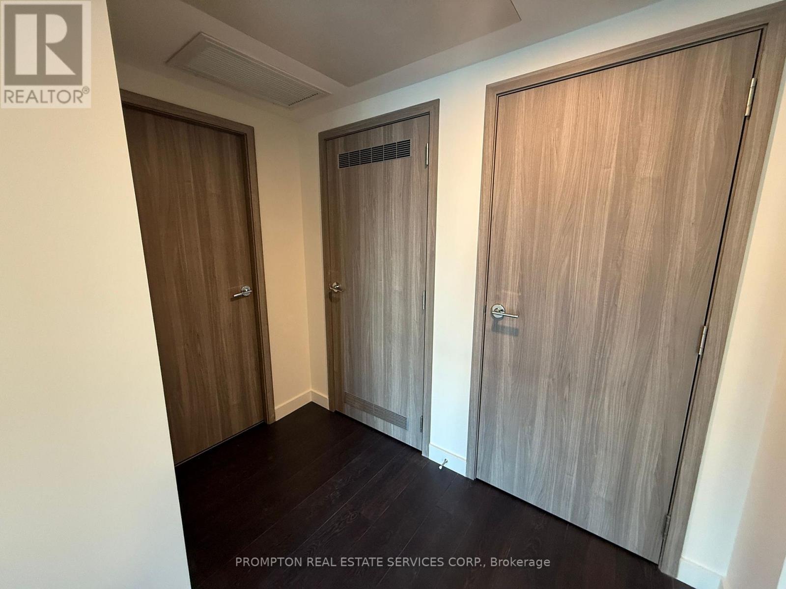 1715 - 3 Concord Cityplace Way, Toronto, Ontario  M5V 0X4 - Photo 7 - C13601600