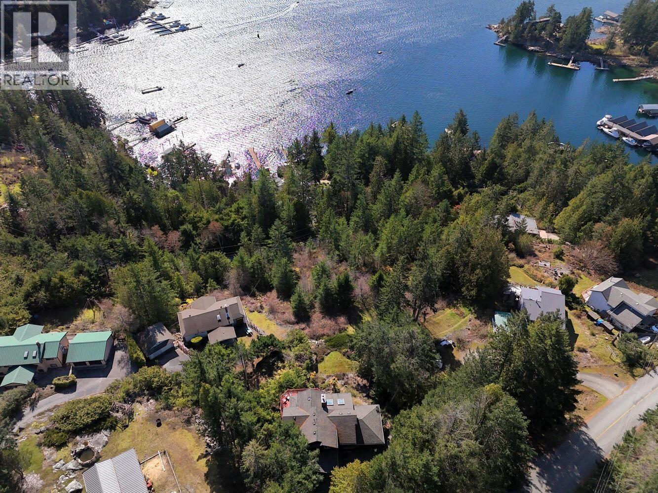 4862 Hotel Lake Road, Garden Bay, British Columbia  V0N 1S1 - Photo 25 - R3149529