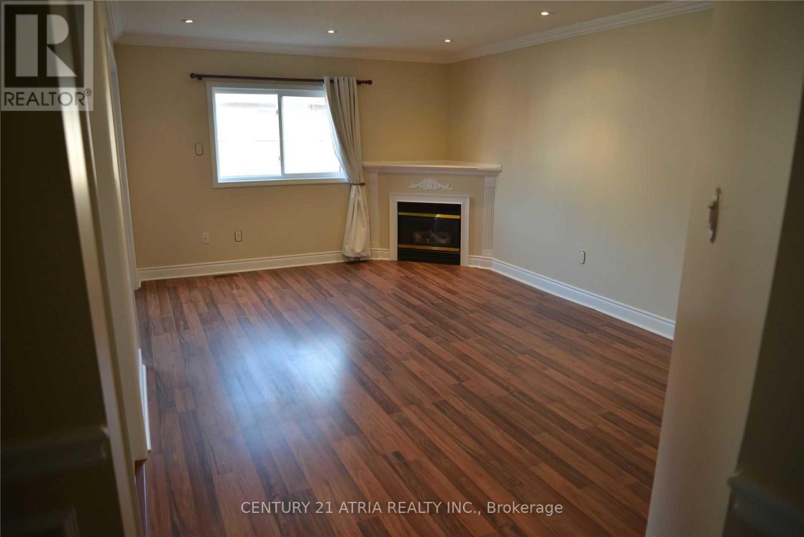 82 Red River Crescent, Newmarket, Ontario  L3X 2R5 - Photo 5 - N13601548