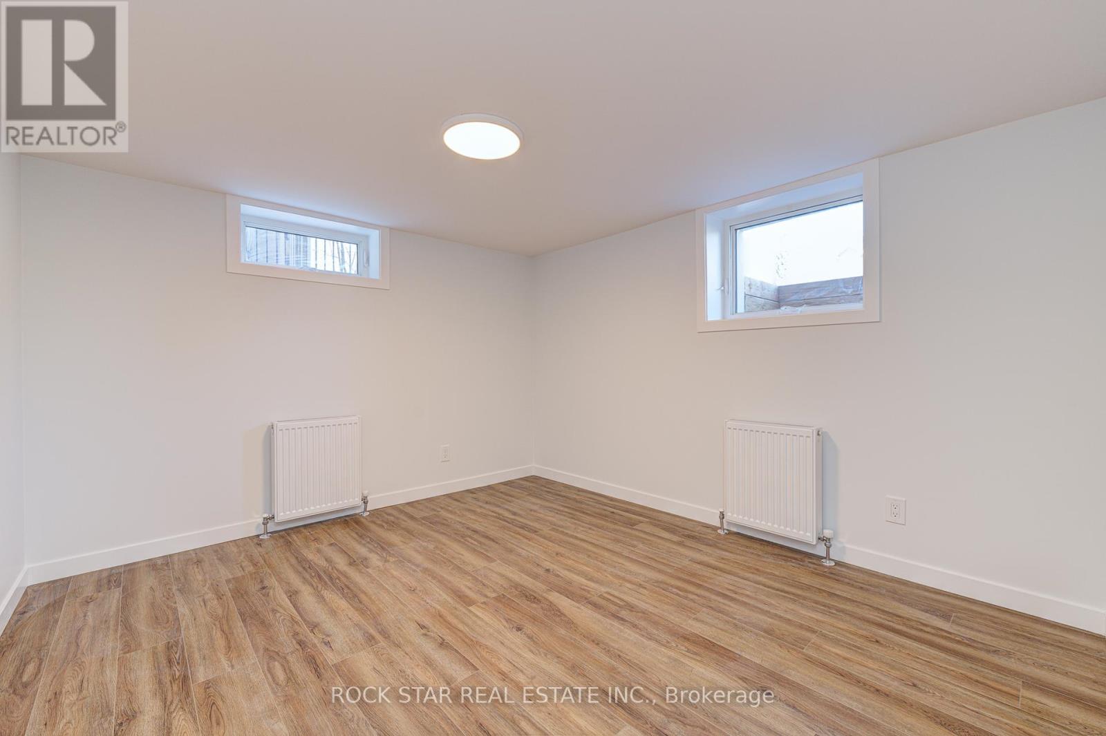 402 Jane Street, Toronto, Ontario  M6S 3Z5 - Photo 11 - W13601514