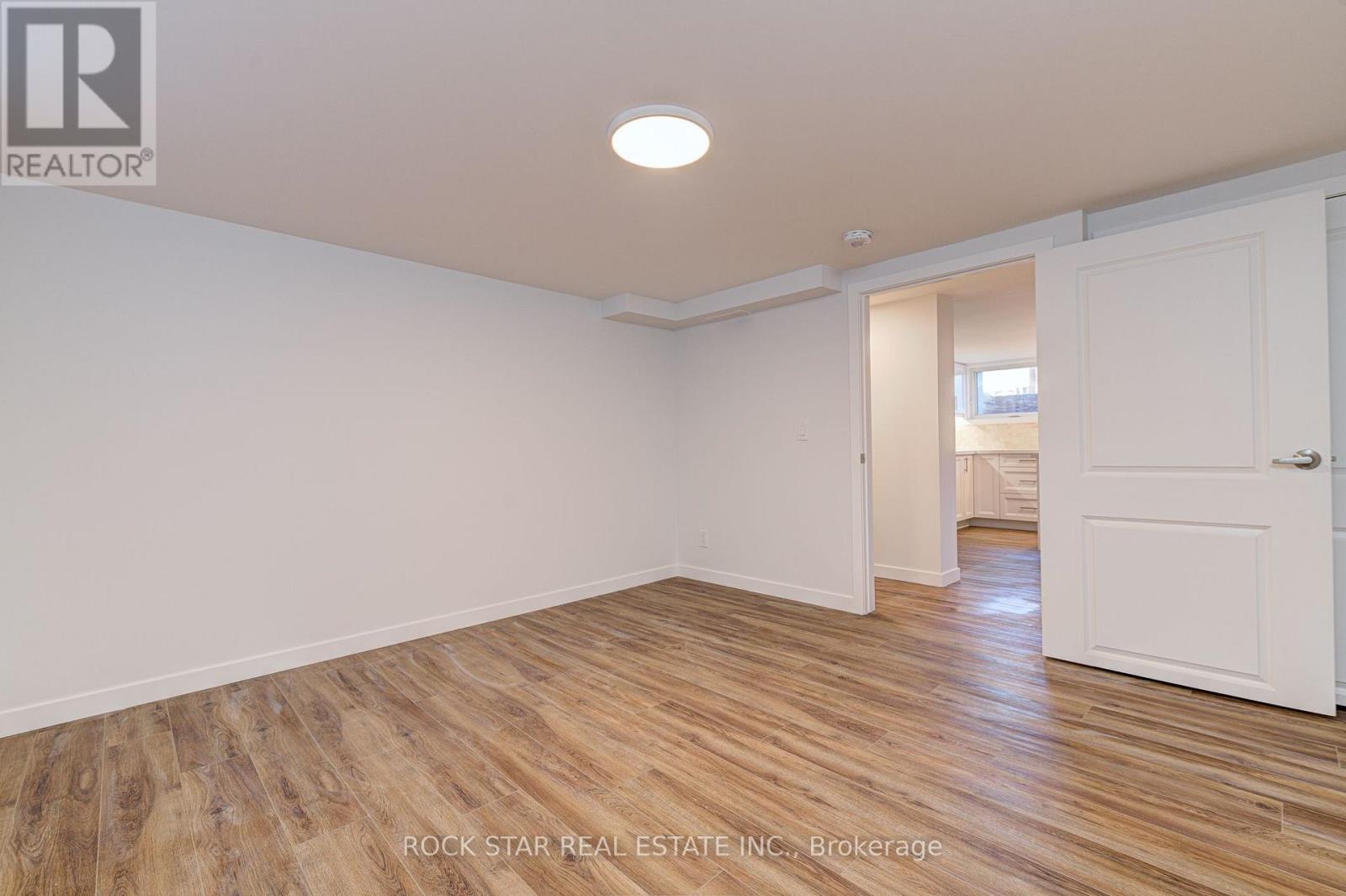 402 Jane Street, Toronto, Ontario  M6S 3Z5 - Photo 9 - W13601514