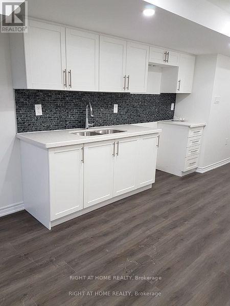 - Lower - 572 Murray Meadows Place, Milton, Ontario  L9T 8L8 - Photo 5 - W13601568