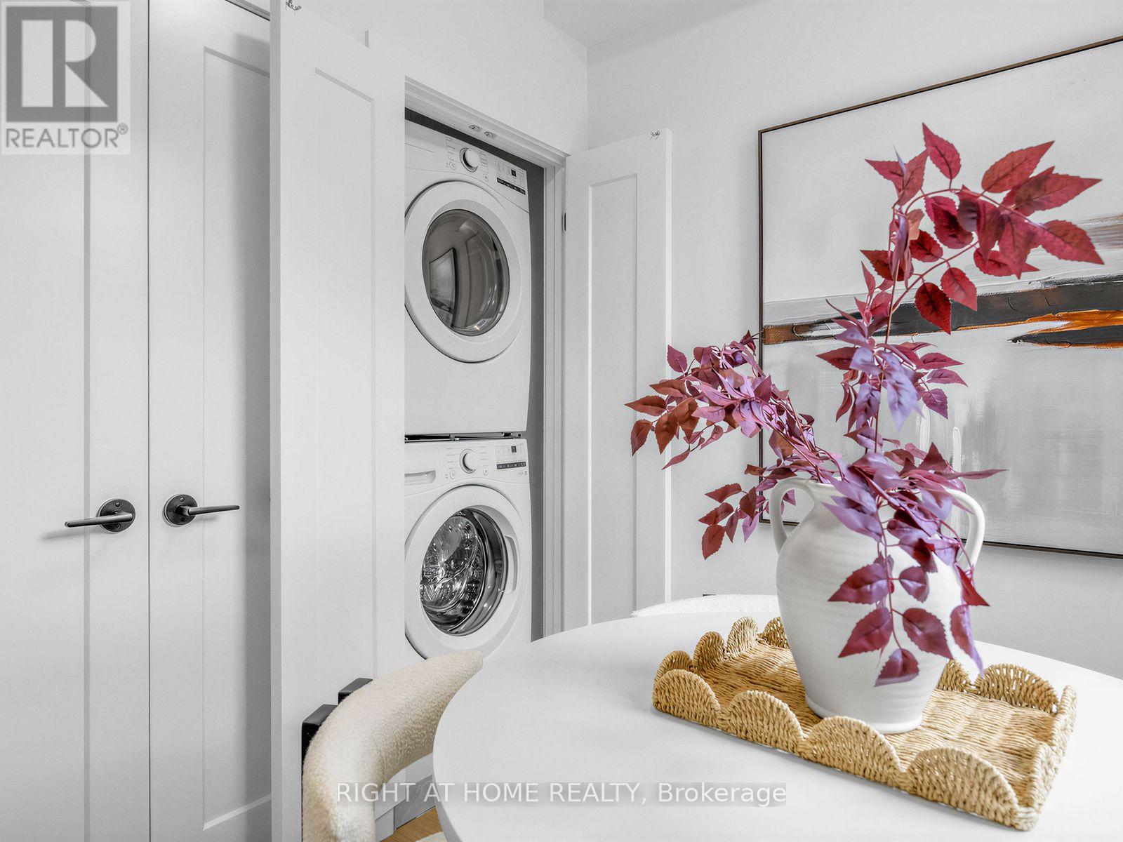 Unit C - 1416 Islington Avenue, Toronto, Ontario  M9A 3K7 - Photo 10 - W13601614