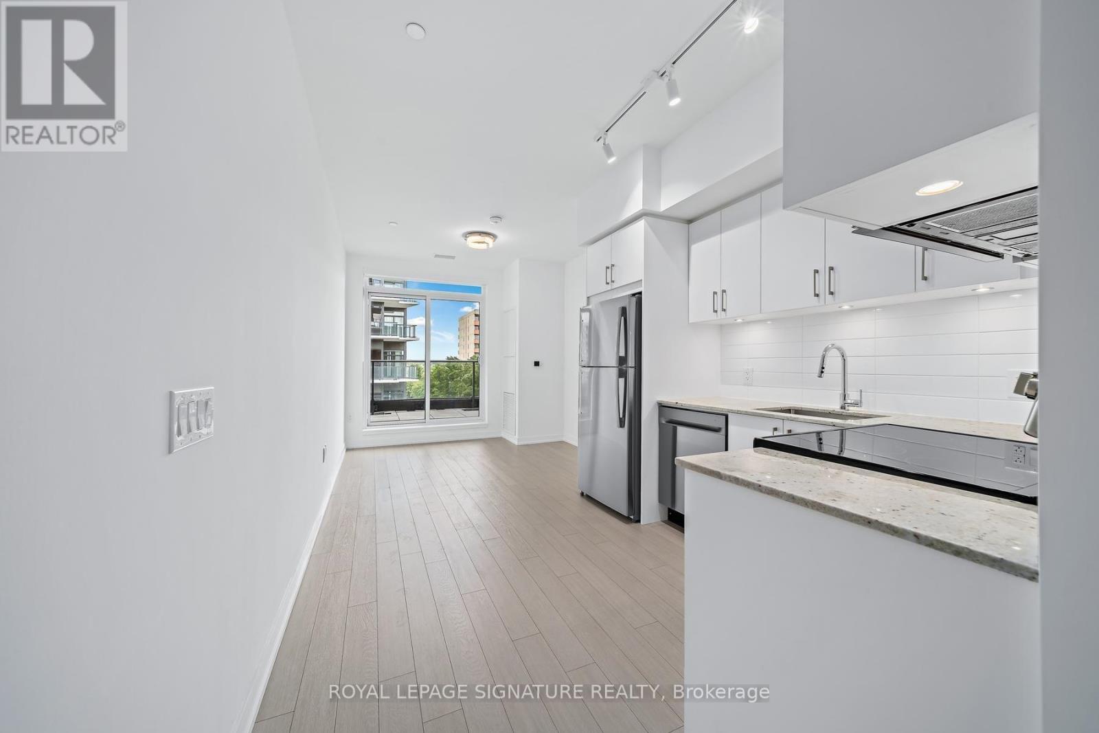 711 - 4010 Eglinton Avenue W, Toronto, Ontario  M9A 0G5 - Photo 3 - W13601652