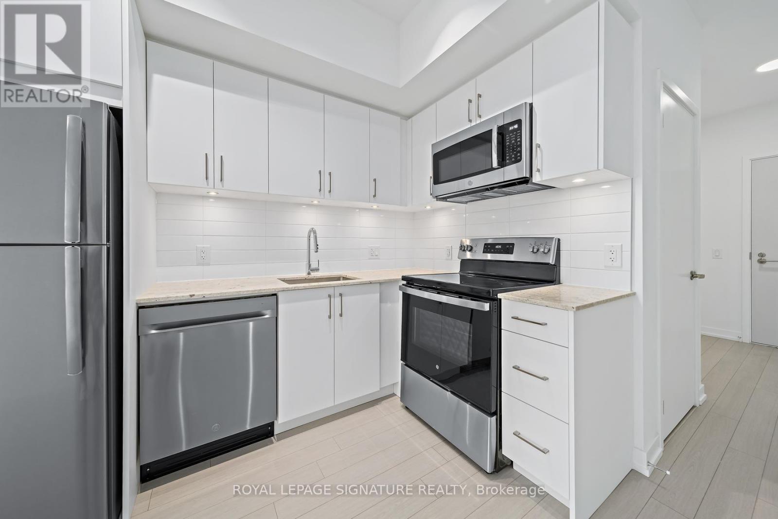 711 - 4010 Eglinton Avenue W, Toronto, Ontario  M9A 0G5 - Photo 8 - W13601652