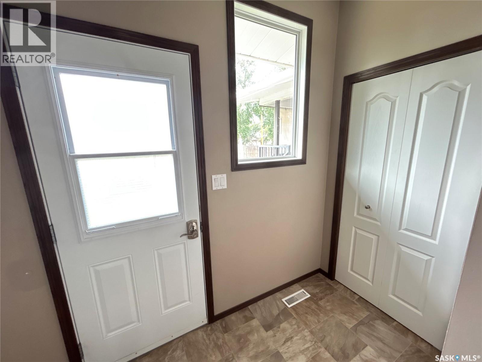 205 Schaefer Street, Richmound, Saskatchewan  S0N 2E0 - Photo 19 - SK043497