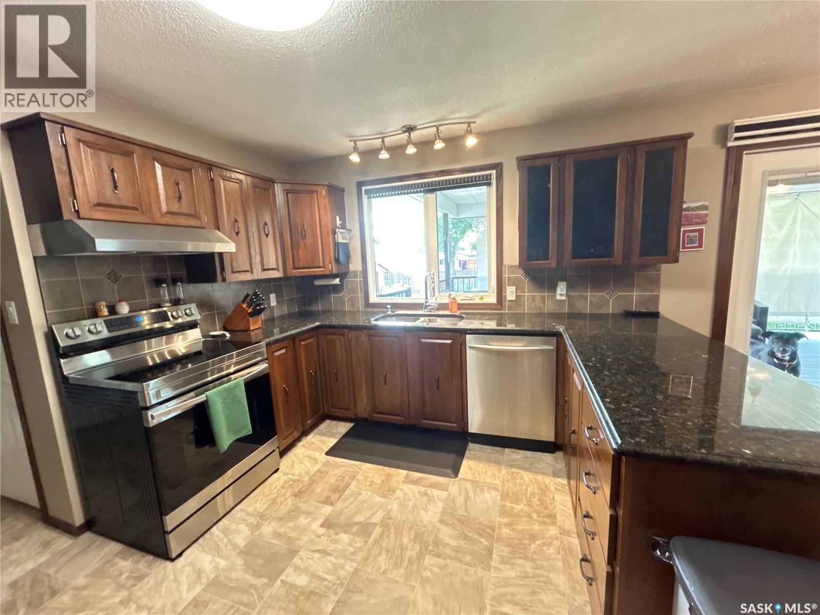205 Schaefer Street, Richmound, Saskatchewan  S0N 2E0 - Photo 5 - SK043497