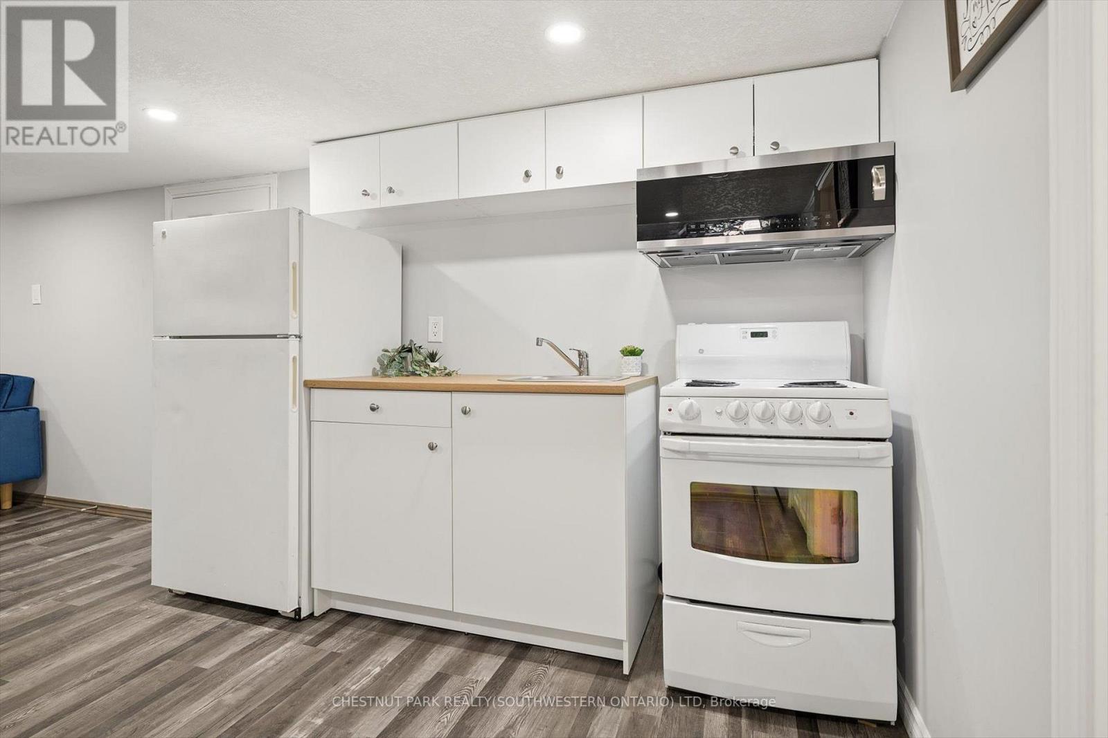 714 Frederick Street, Kitchener, Ontario  N2B 2B2 - Photo 23 - X13601426