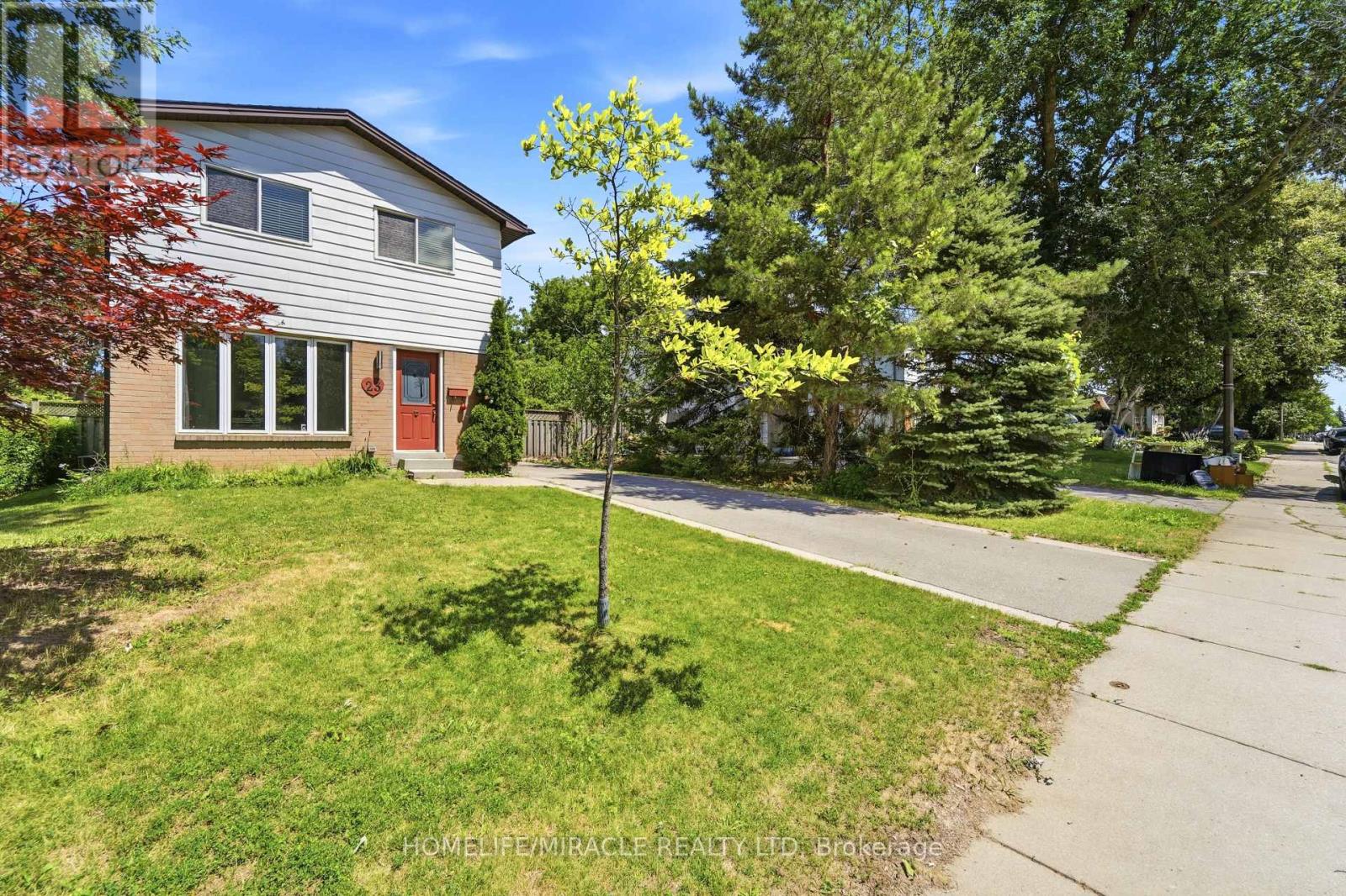 23 Heatherdale Place, Hamilton, Ontario  L9C 6K7 - Photo 2 - X13601622