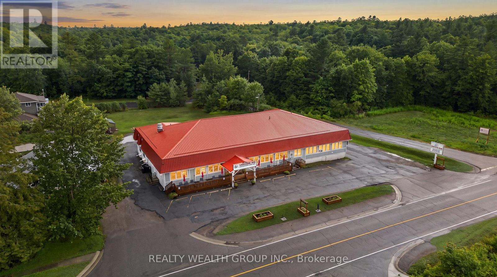 14276 HIGHWAY 41, CLOYNE, Addington Highlands, Ontario