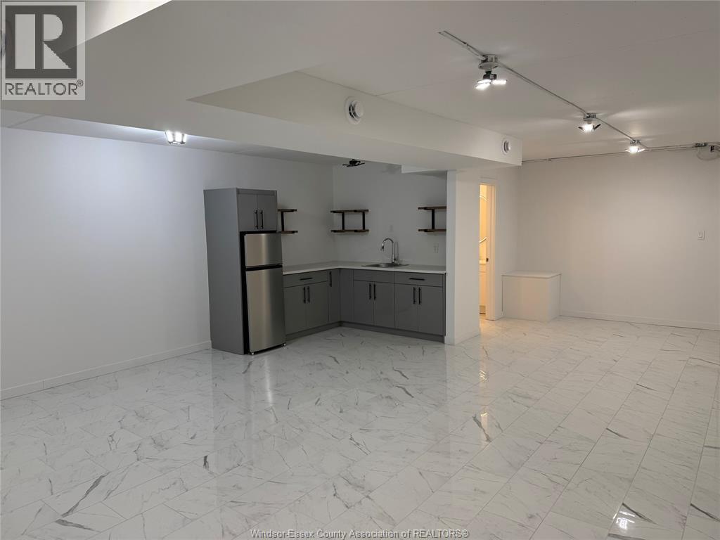 2532 Dougall Ave Avenue, Windsor, Ontario  N8X 1T6 - Photo 6 - 26017893