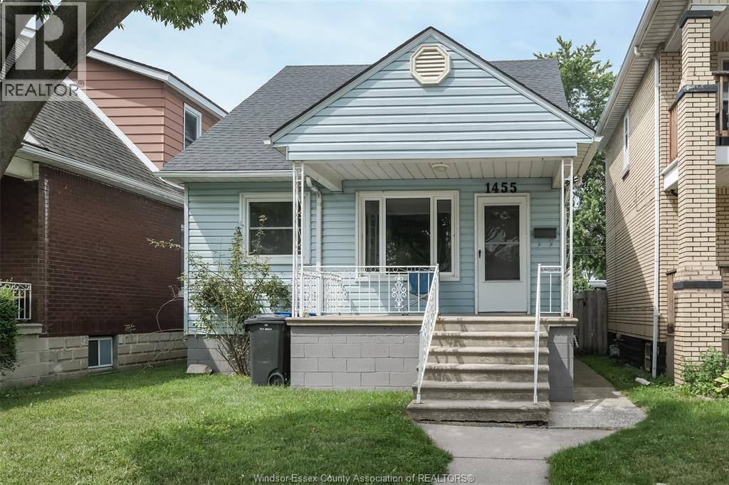 1455 HENRY FORD CIRCLE Unit# 1, Windsor