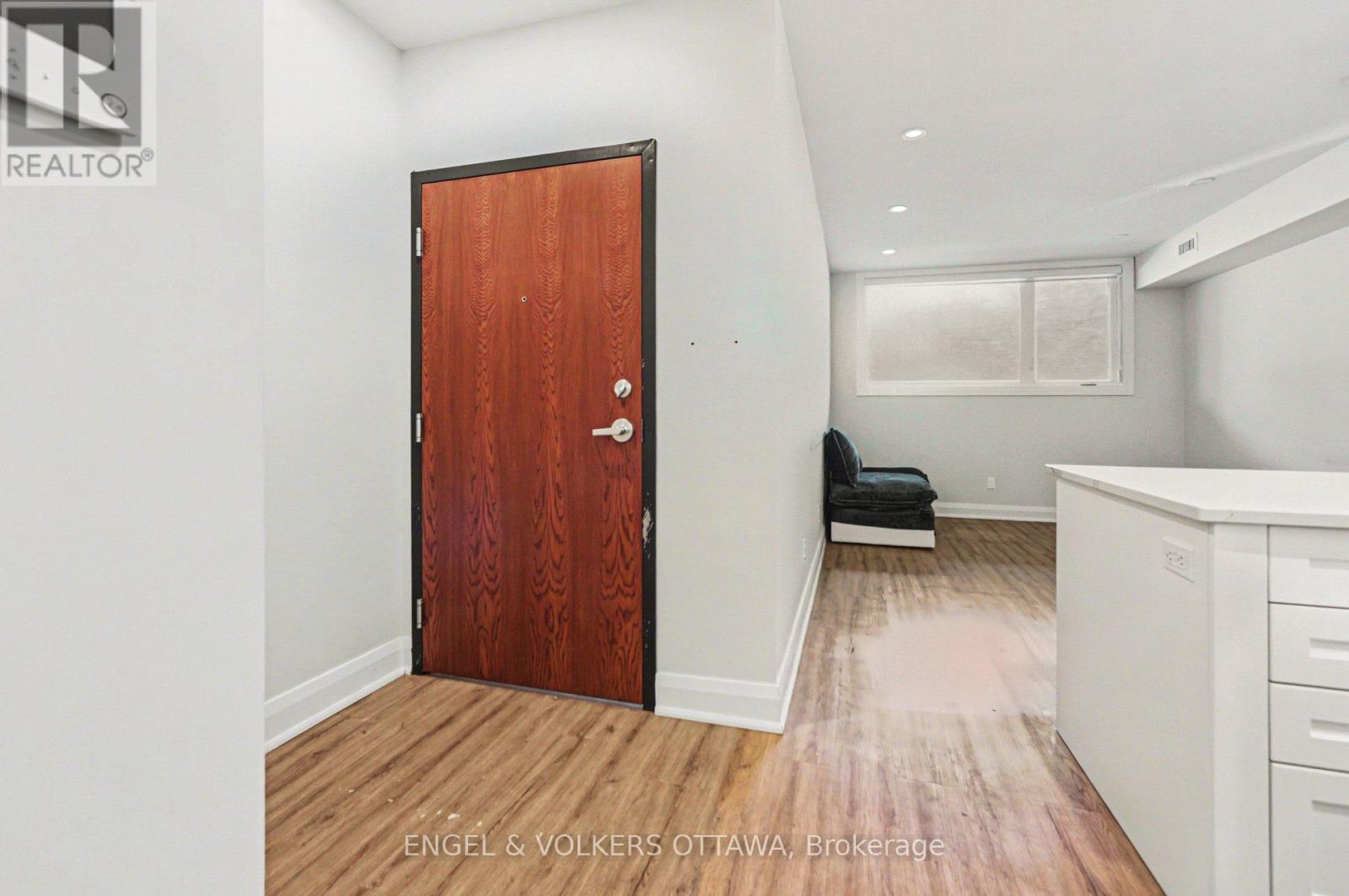 1 - 35 Monk Street, Ottawa, Ontario  K1S 3Y7 - Photo 2 - X13601830