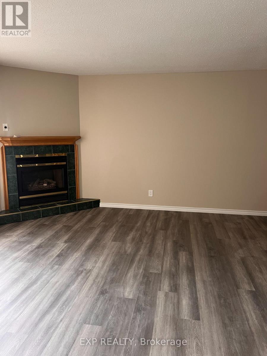 1 - 17 Canfield Road, Ottawa, Ontario  K2H 5S7 - Photo 5 - X13601880