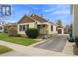 113 QUEBEC STREET, Goderich, Ontario
