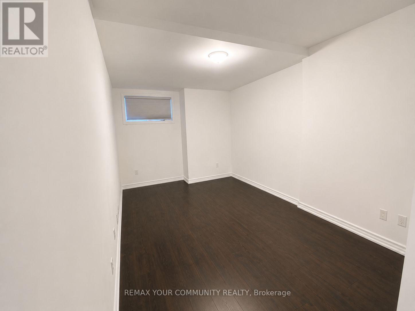 196 Pine Grove Road W, Vaughan, Ontario  L4L 2H2 - Photo 4 - N13601854