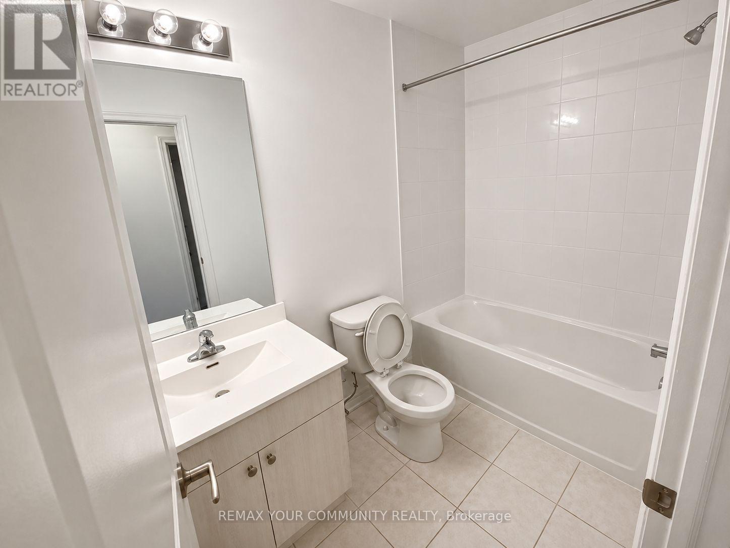 196 Pine Grove Road W, Vaughan, Ontario  L4L 2H2 - Photo 8 - N13601854