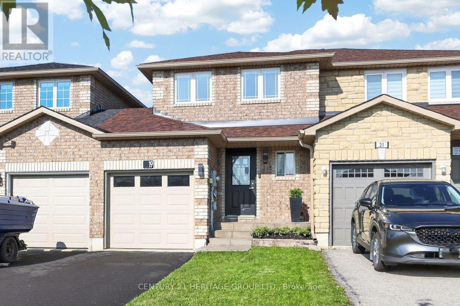 19 MAJESTY BOULEVARD, Barrie, Ontario