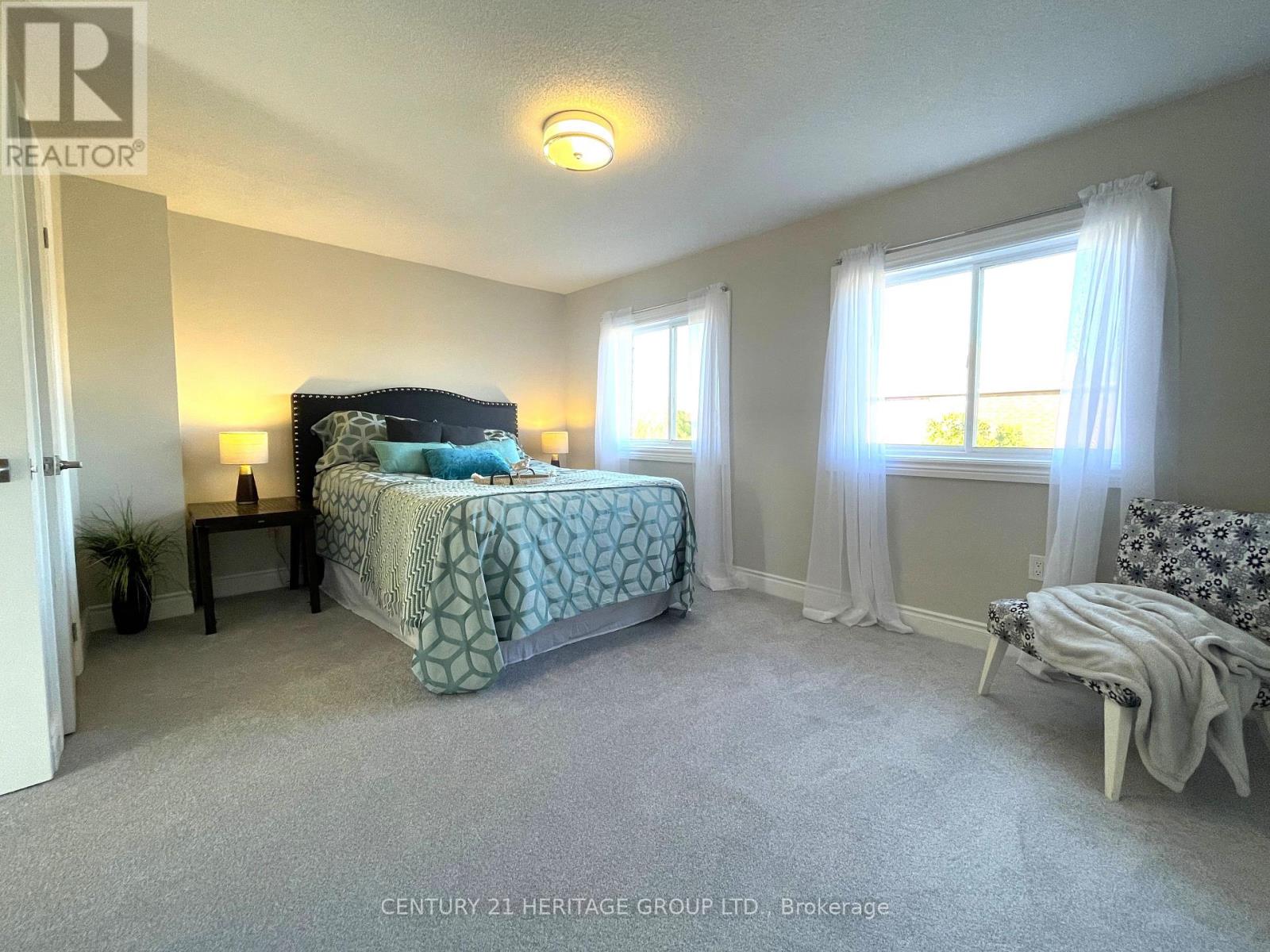 19 Majesty Boulevard, Barrie, Ontario  L4M 7K3 - Photo 19 - S13601736