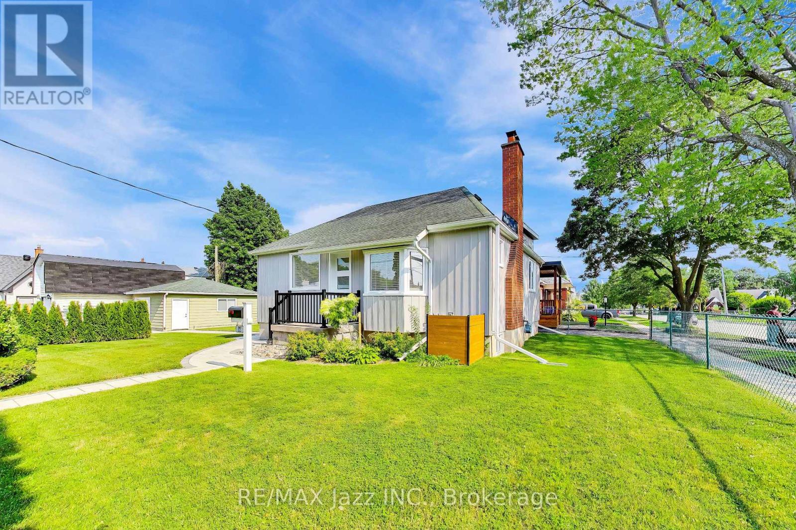 397 Beverly Street, Oshawa, Ontario  L1G 1P8 - Photo 25 - E13595480