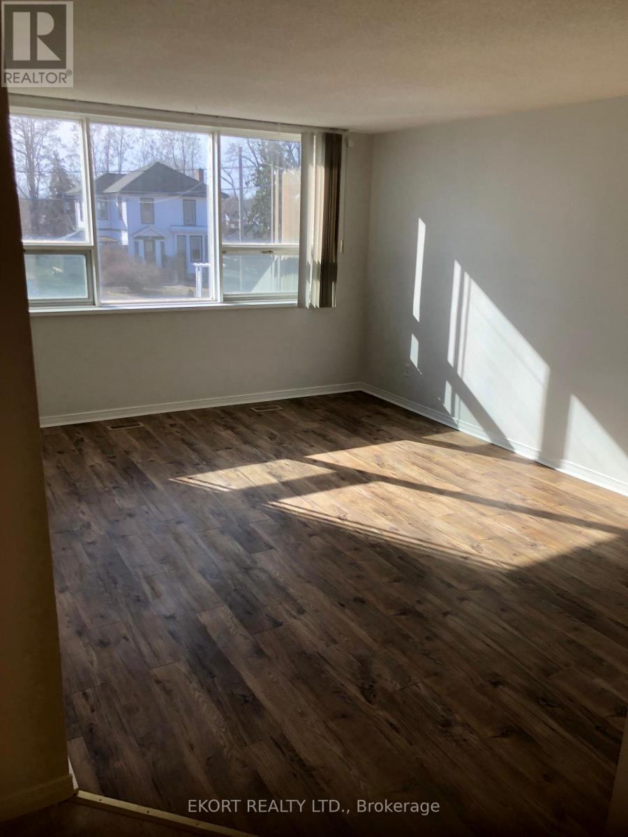 290 Dundas Street W, Quinte West, Ontario  K8V 3S1 - Photo 15 - X13548206