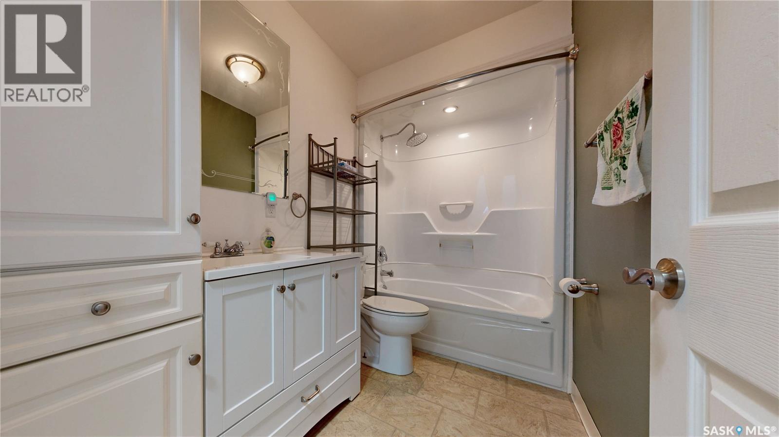 611 Mcintosh Street, Regina, Saskatchewan  S4T 5B3 - Photo 15 - SK043554
