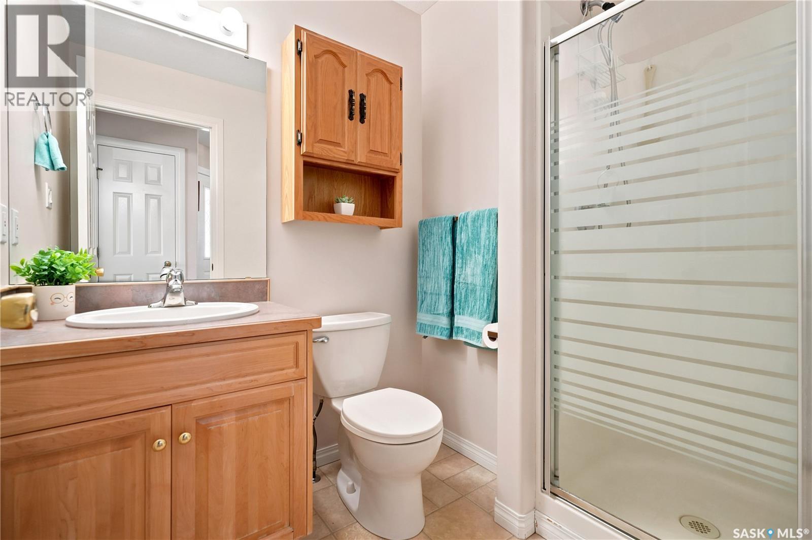 3291 Thames Crescent E, Regina, Saskatchewan  S4V 2Y9 - Photo 25 - SK043335