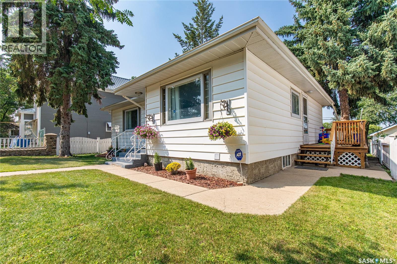 218 Coteau Street W, Moose Jaw, Saskatchewan  S6H 5C7 - Photo 52 - SK043496