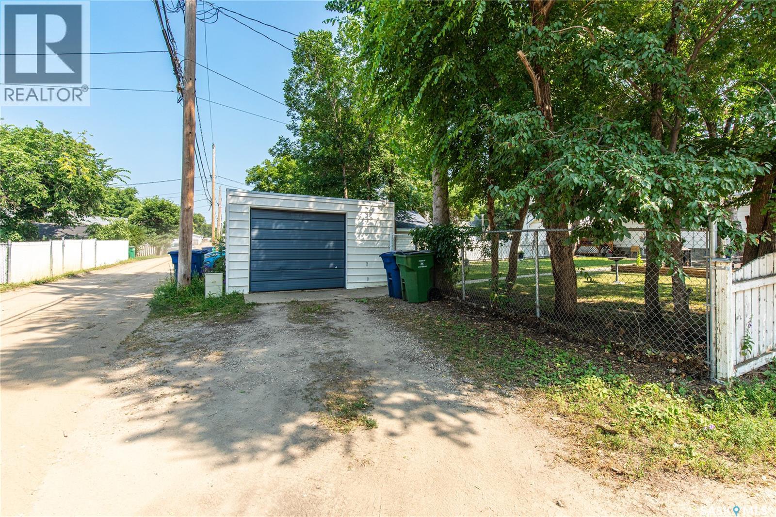 218 Coteau Street W, Moose Jaw, Saskatchewan  S6H 5C7 - Photo 49 - SK043496