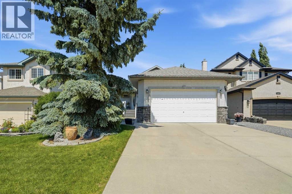 164 Sunterra Heights, Cochrane, Alberta  T4C 1W7 - Photo 3 - A2328025