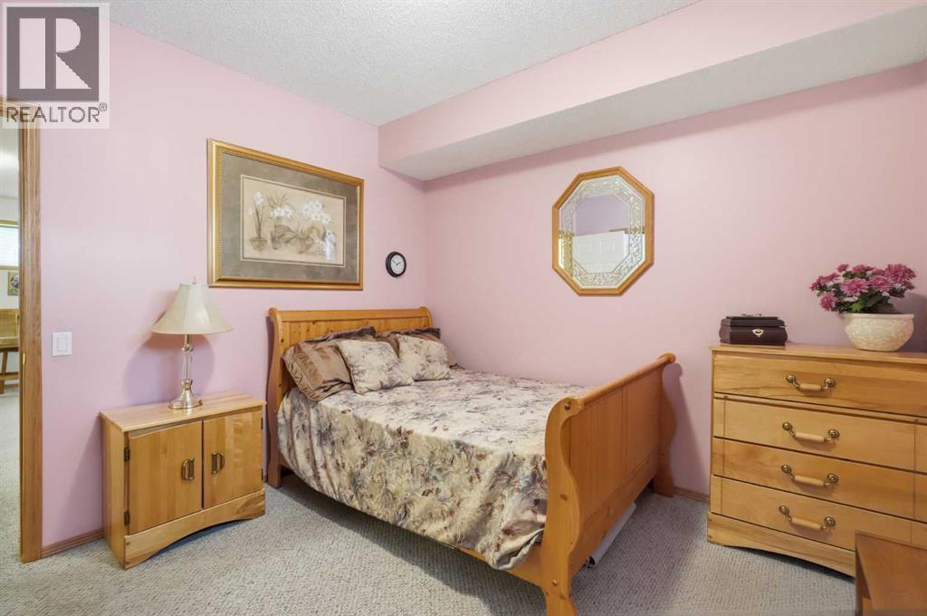 164 Sunterra Heights, Cochrane, Alberta  T4C 1W7 - Photo 36 - A2328025