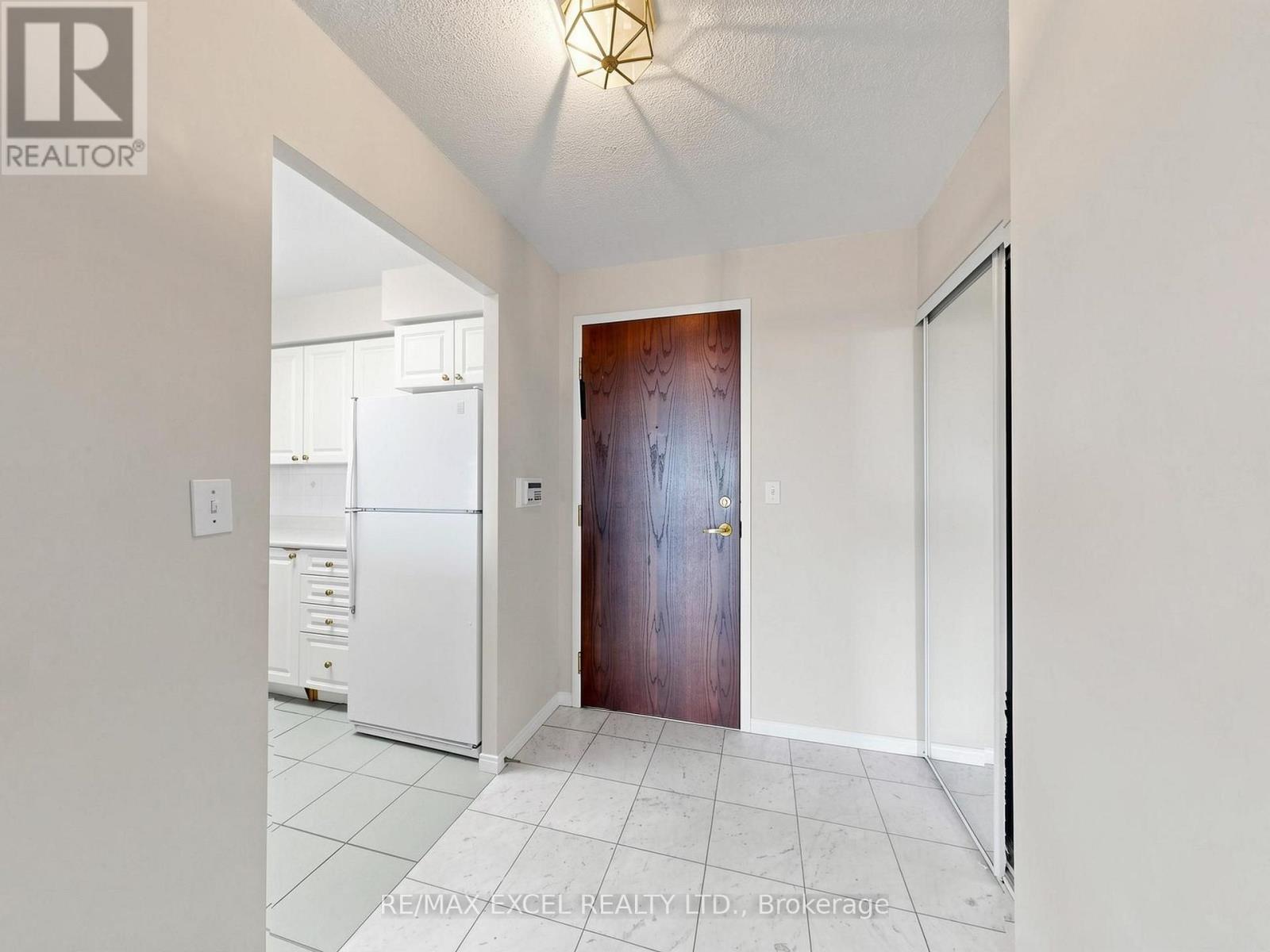 706 - 28 Pemberton Avenue, Toronto, Ontario  M2M 4L1 - Photo 21 - C13004798