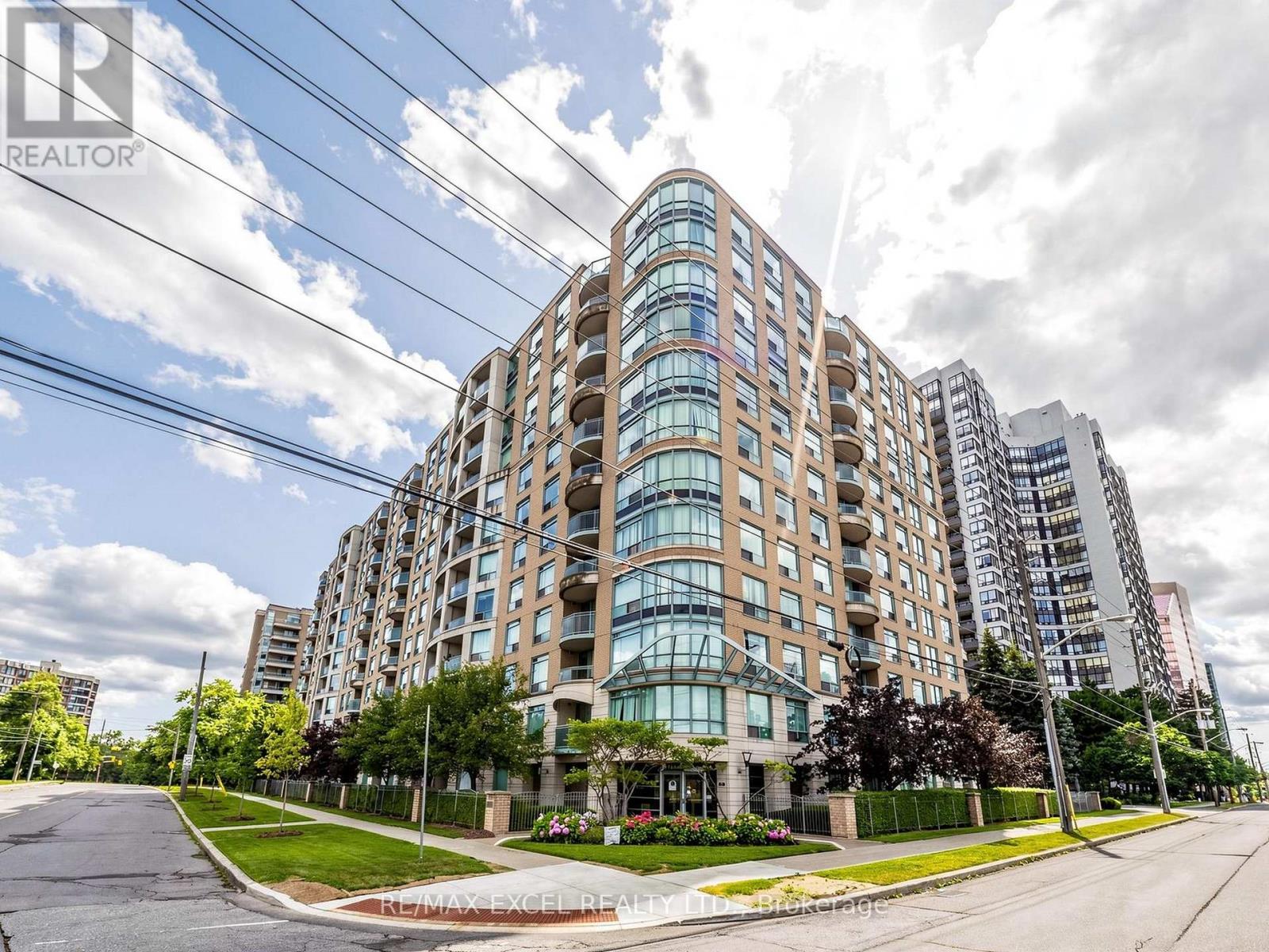 706 - 28 Pemberton Avenue, Toronto, Ontario  M2M 4L1 - Photo 2 - C13004798