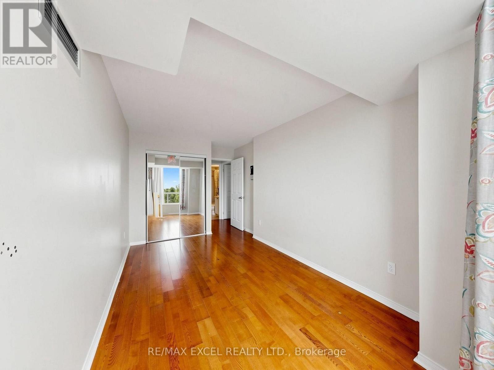 706 - 28 Pemberton Avenue, Toronto, Ontario  M2M 4L1 - Photo 13 - C13004798
