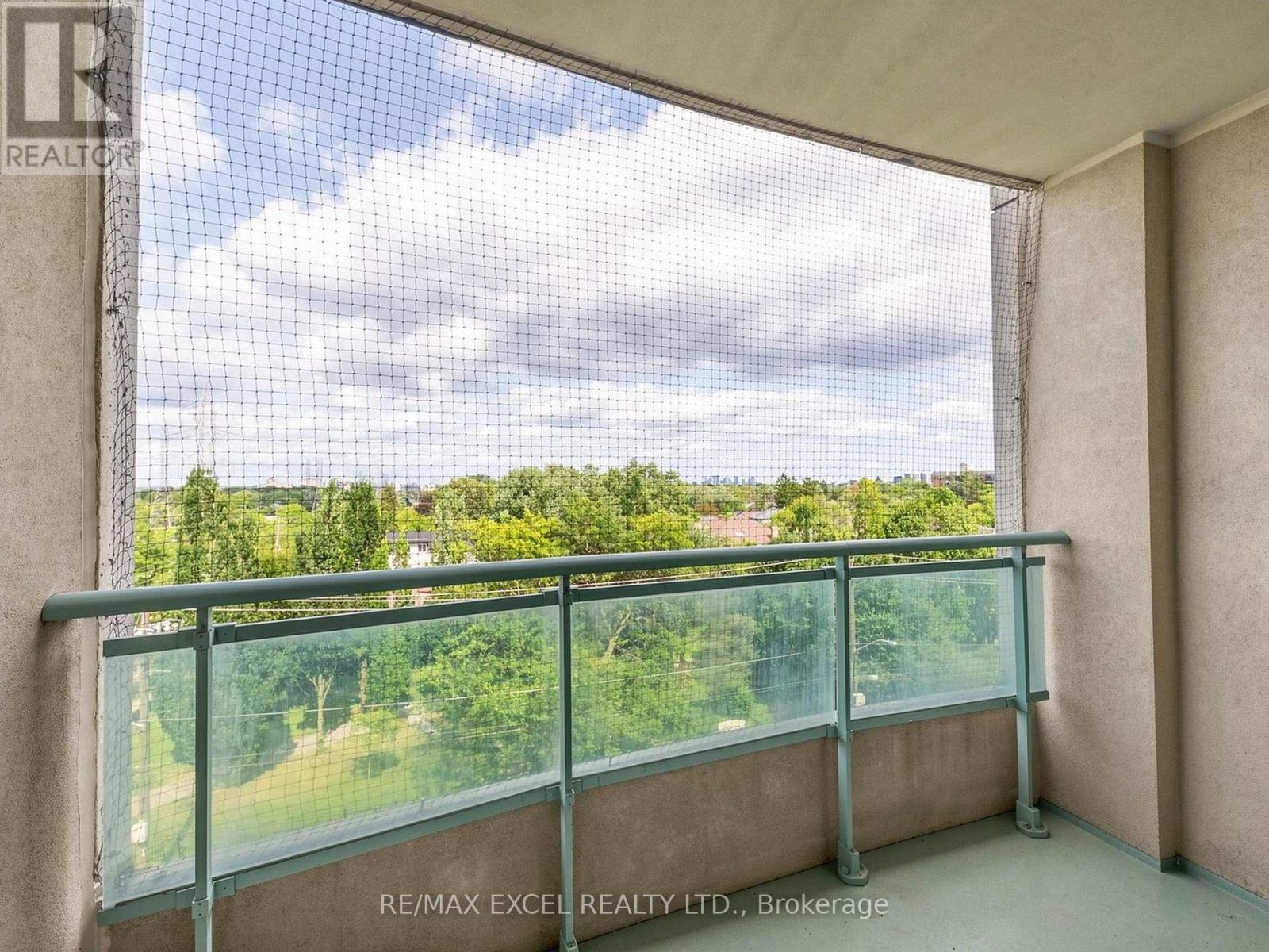 706 - 28 Pemberton Avenue, Toronto, Ontario  M2M 4L1 - Photo 23 - C13004798