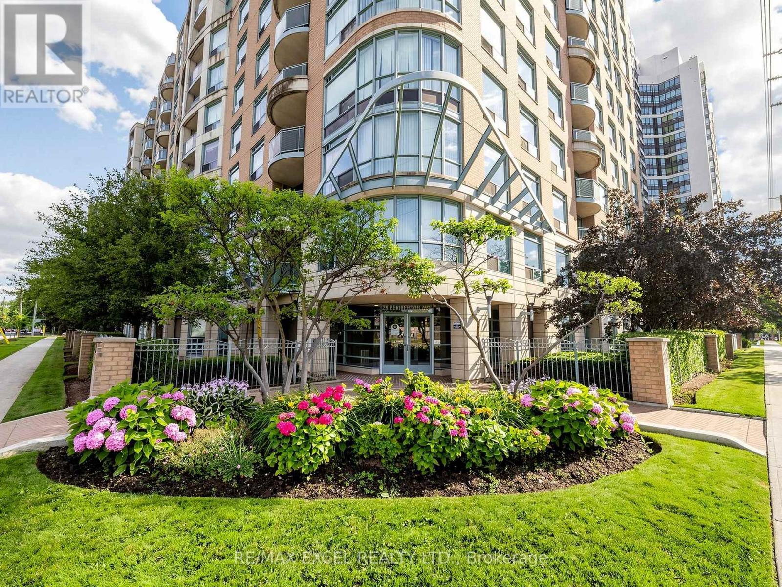 706 - 28 Pemberton Avenue, Toronto, Ontario  M2M 4L1 - Photo 3 - C13004798