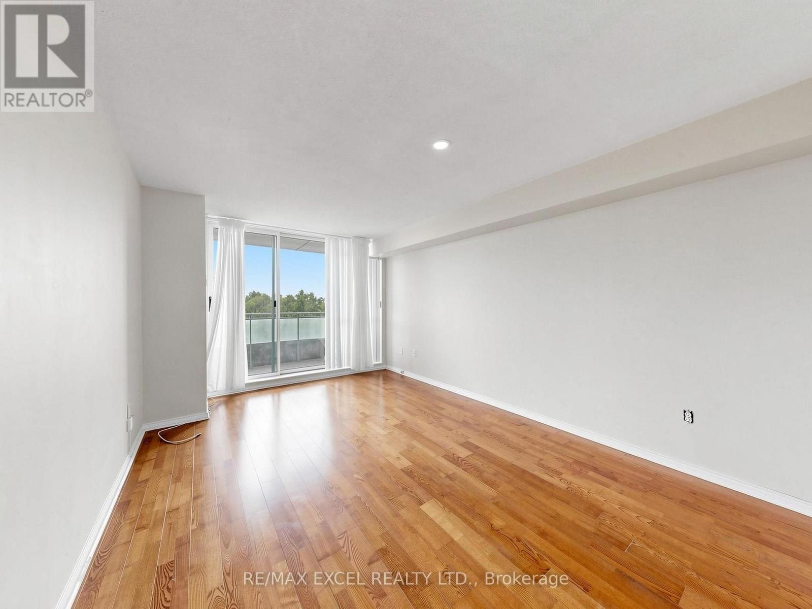 706 - 28 Pemberton Avenue, Toronto, Ontario  M2M 4L1 - Photo 6 - C13004798