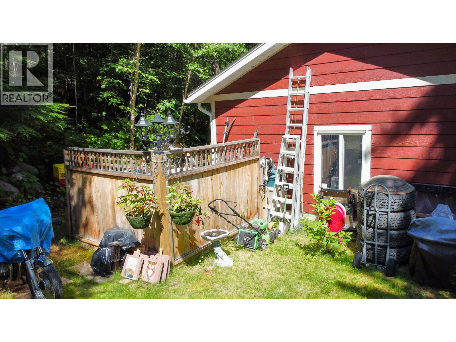 Listing image 17