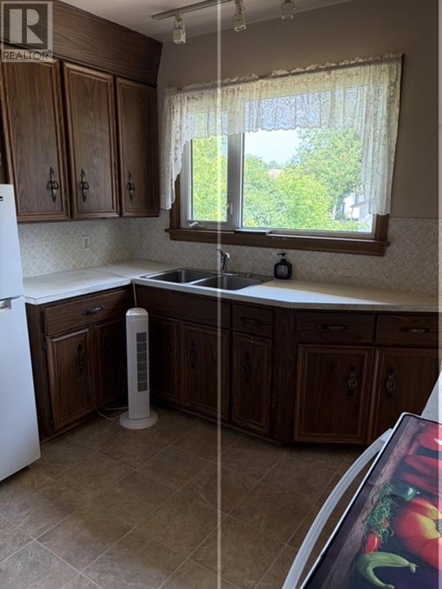 290 Hodder Ave, Thunder Bay, Ontario  P7A 1S9 - Photo 5 - TB2602103