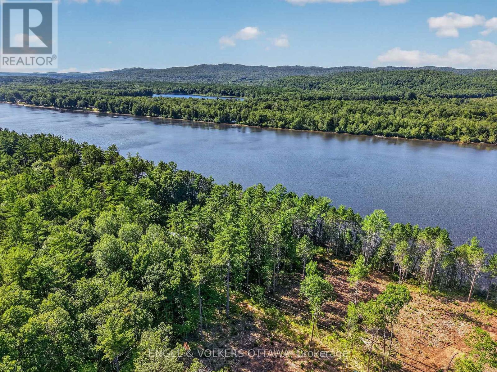 2221a Gratton Trail, Whitewater Region, Ontario  K0J 2L0 - Photo 11 - X13601920