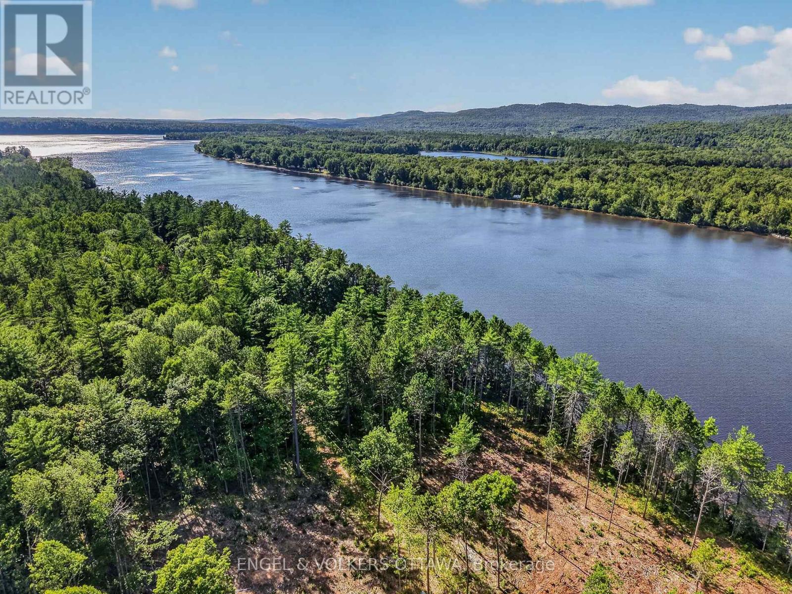 2221a Gratton Trail, Whitewater Region, Ontario  K0J 2L0 - Photo 13 - X13601920