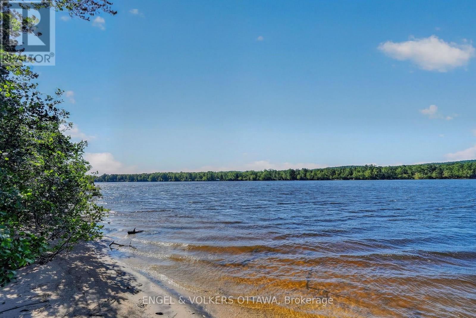 2221a Gratton Trail, Whitewater Region, Ontario  K0J 2L0 - Photo 4 - X13601920